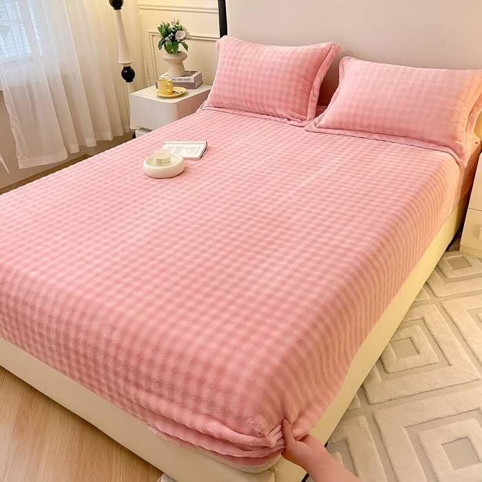 91家纺网 家纺一手货源 找家纺 宅部落 2025新款加厚牛奶绒泡泡绒单床笠床笠单品床笠单件 优雅粉