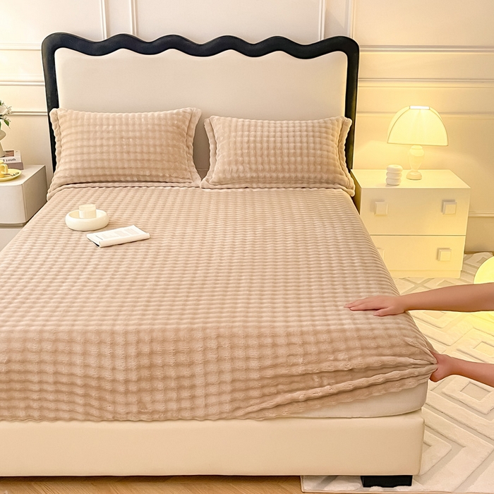 91家纺网 家纺一手货源 找家纺 宅部落 2025新款加厚牛奶绒泡泡绒单床笠床笠单品床笠单件 优雅驼