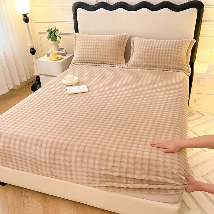 91家纺网 家纺一手货源 找家纺 宅部落 2025新款加厚牛奶绒泡泡绒单床笠床笠单品床笠单件 优雅驼