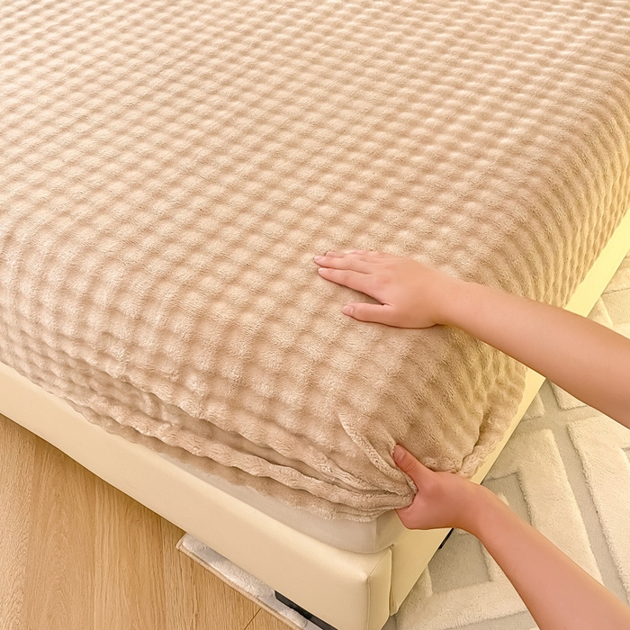 91家纺网 家纺一手货源 找家纺 宅部落 2025新款加厚牛奶绒泡泡绒单床笠床笠单品床笠单件 优雅驼