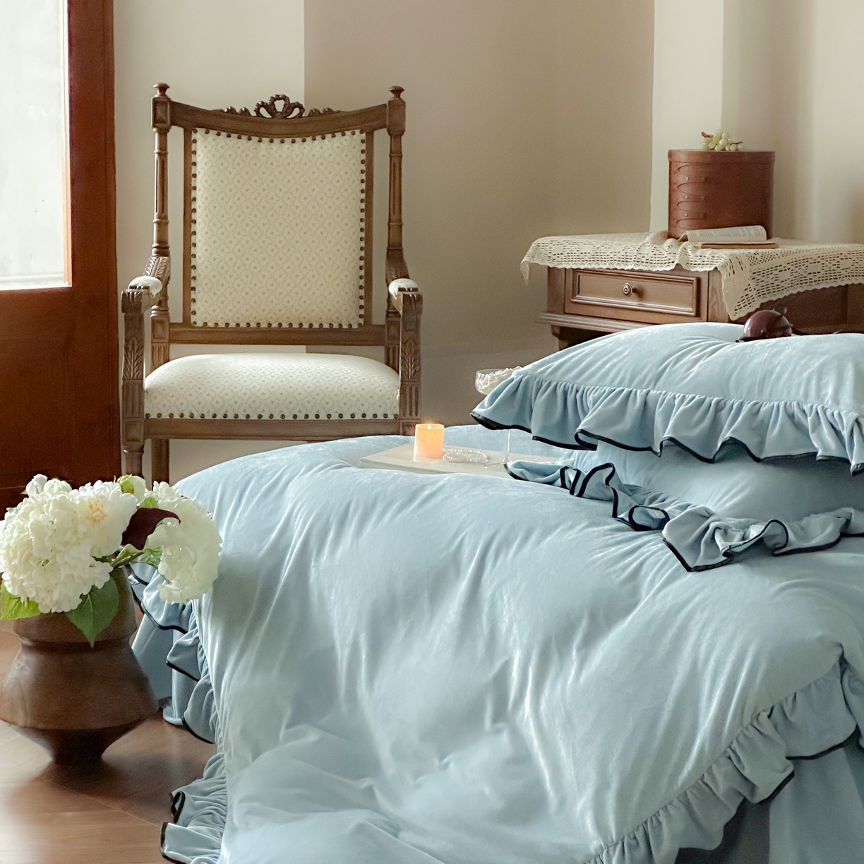 91家纺网 家纺一手货源 找家纺 ONE TWO ONE 121 2025新款轻奢新法式德芙绒宝宝绒婴儿绒短毛绒牛奶绒四件套床单被套（【提供买家秀】【会员-20】 平台控价券后不得低于318/338元） 戴安娜-栀蓝