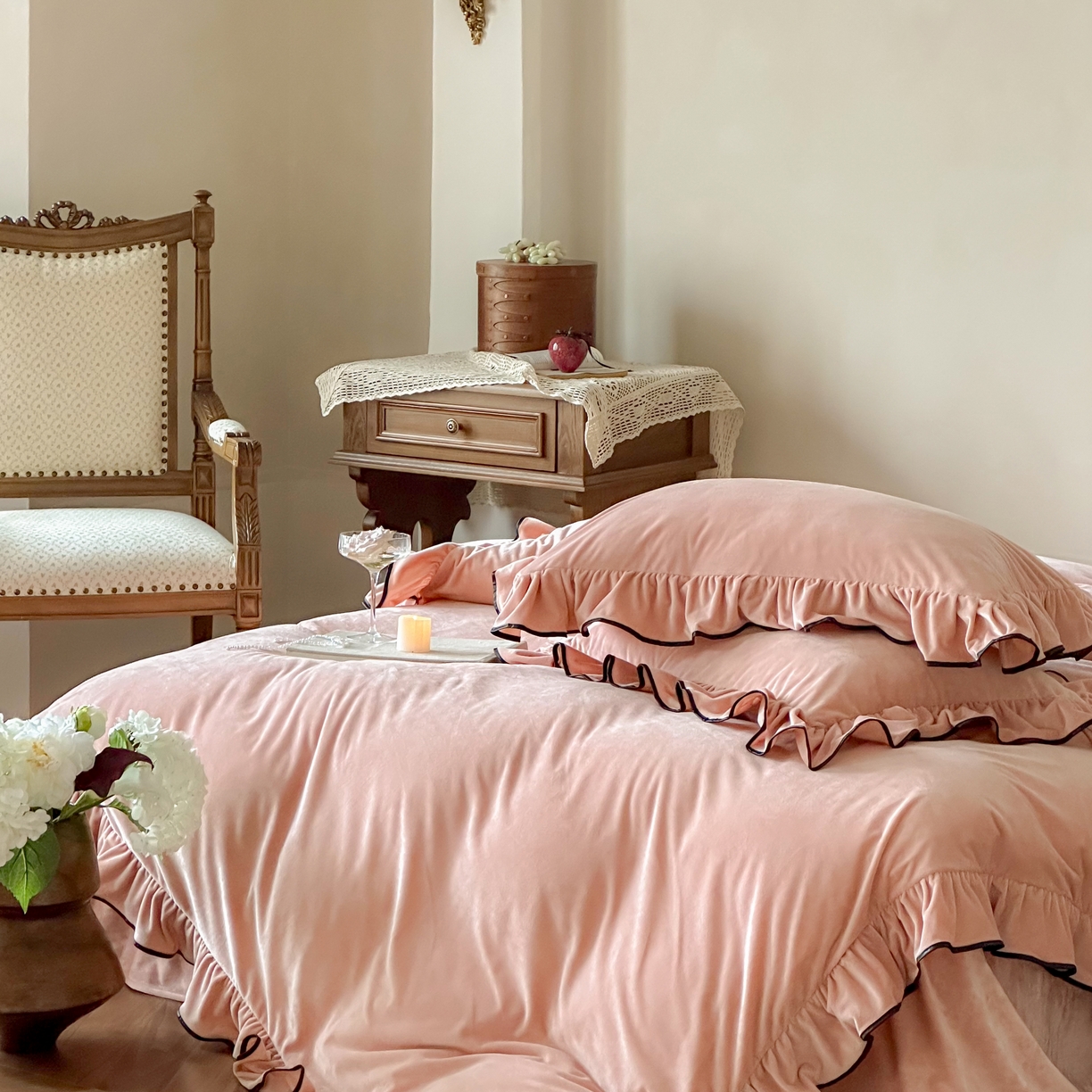 91家纺网 家纺一手货源 找家纺 ONE TWO ONE 121 2025新款轻奢新法式德芙绒宝宝绒婴儿绒短毛绒牛奶绒四件套床单被套（【提供买家秀】【会员-20】 平台控价券后不得低于318/338元） 戴安娜-茶粉