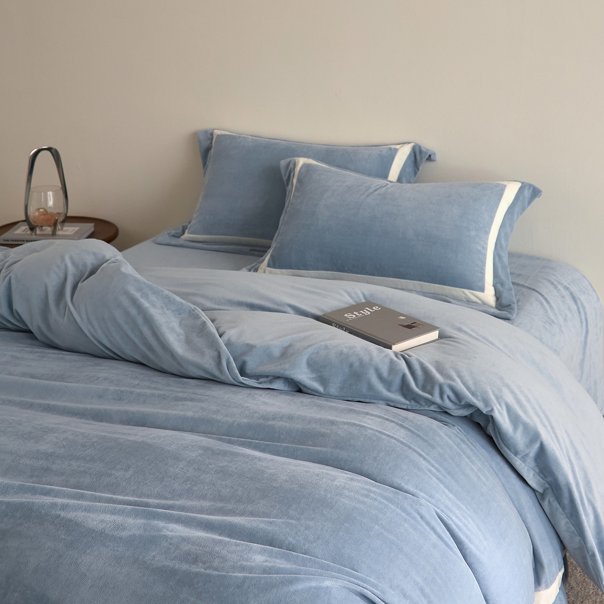 91家纺网 家纺一手货源 找家纺 （总）ONE TWO ONE 121 2025新款轻奢新法式德芙绒宝宝绒婴儿绒短毛绒牛奶绒四件套床单被套【繁华】【提供买家秀】【会员-20】 平台控价券后不得低于318/338元