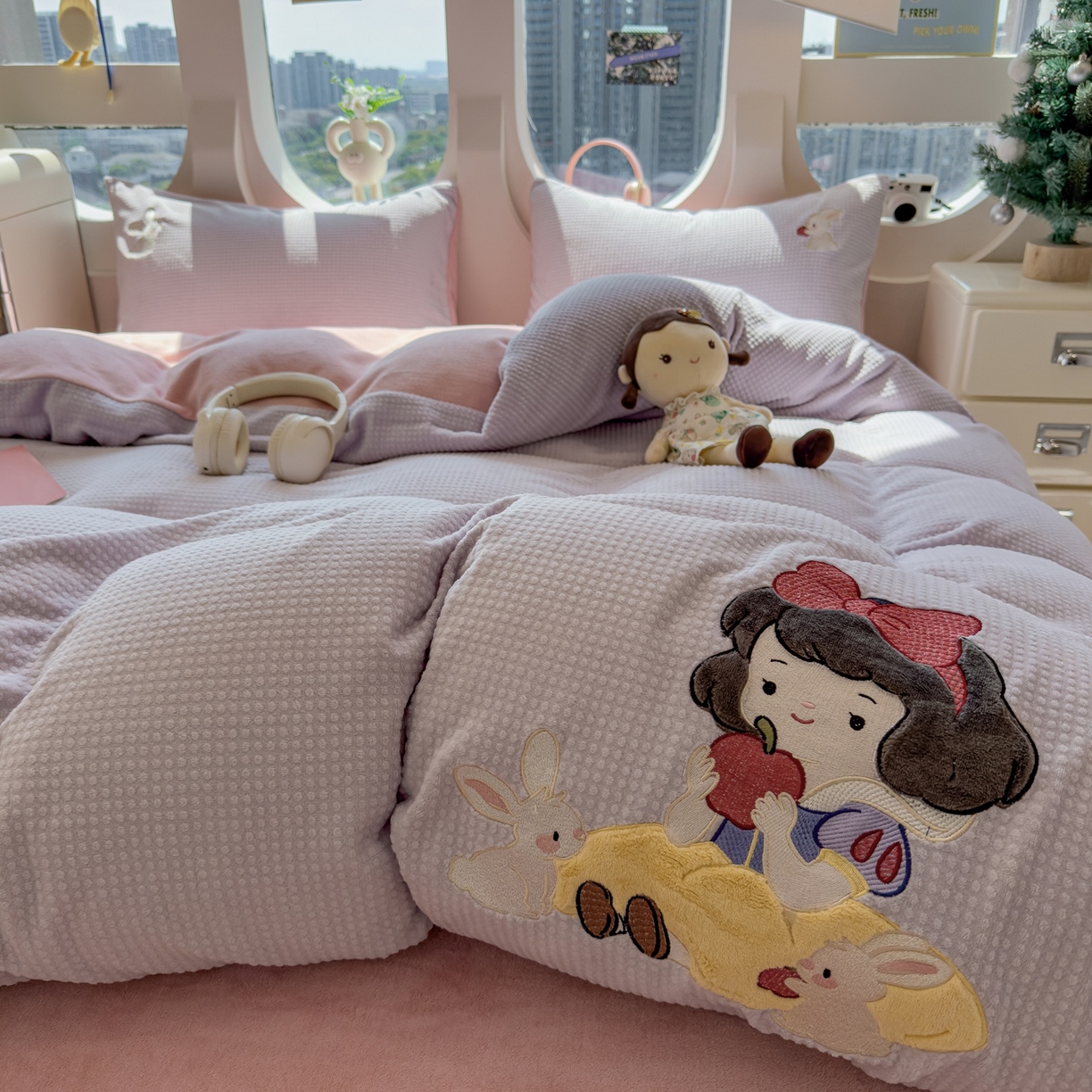 91家纺网 家纺一手货源 找家纺 （总）凯罗 2025秋冬牛奶绒绣花四件套