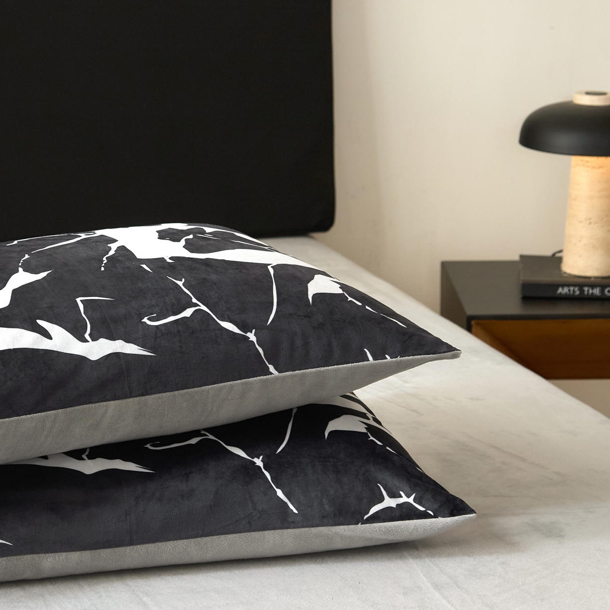 91家纺网 家纺一手货源 找家纺 （总）ONE TWO ONE 121 【德芙绒】【总共有21个颜色 陆续上新】2025秋冬新款牛奶绒德芙绒宝宝绒婴儿绒短毛绒四件套【未来大爆款】【提供买家秀】 会员-10 控价 标准258 加大278