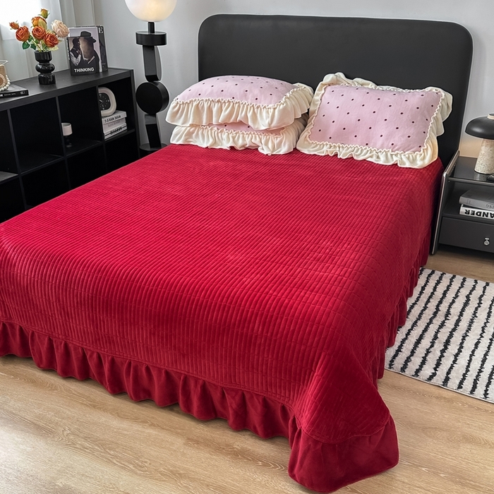 91家纺网 家纺一手货源 找家纺 欧尚 2025新款法式大花边床盖四件套 法式粉波点