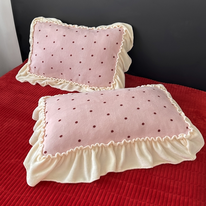 91家纺网 家纺一手货源 找家纺 欧尚 2025新款法式大花边床盖四件套 法式粉波点