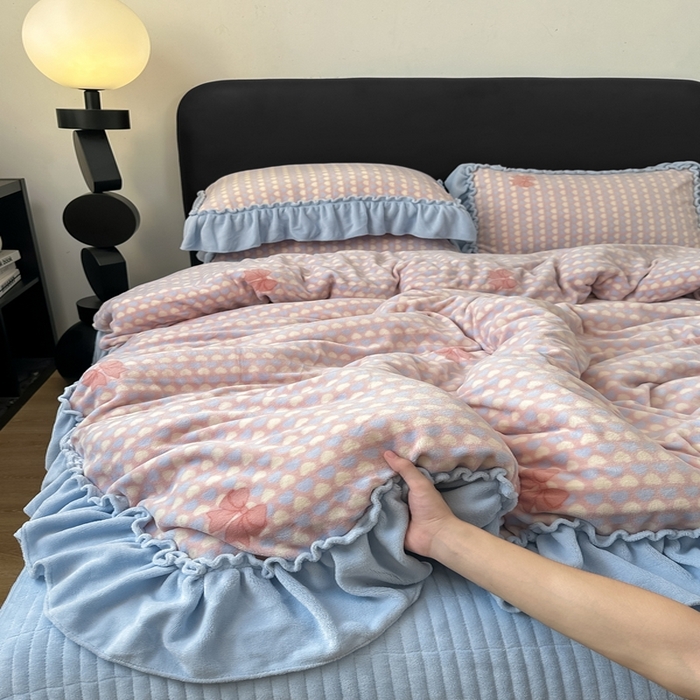 91家纺网 家纺一手货源 找家纺 欧尚 2025新款法式大花边床盖四件套 法式蓝色天空