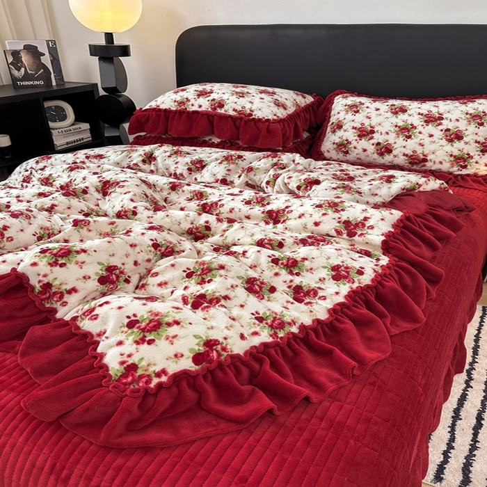 91家纺网 家纺一手货源 找家纺 欧尚 2025新款法式大花边床盖四件套 法式梨花落