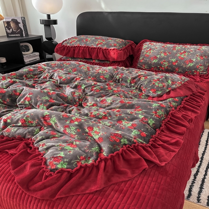 91家纺网 家纺一手货源 找家纺 欧尚 2025新款法式大花边床盖四件套 法式玫瑰的故事