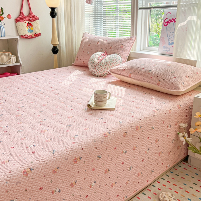 91家纺网 家纺一手货源 找家纺 羽爱家纺2025全棉13372新疆棉花床盖三件套 精灵乐园