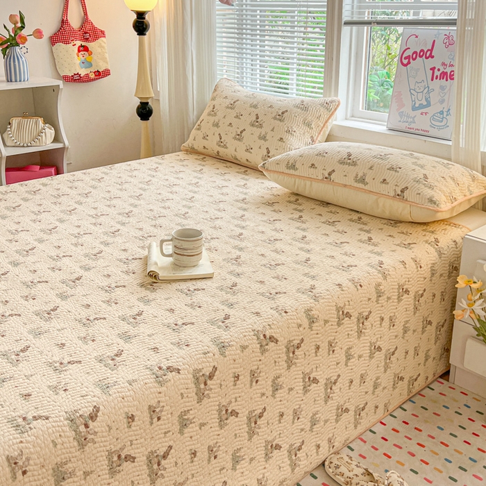 91家纺网 家纺一手货源 找家纺 羽爱家纺2025全棉13372新疆棉花床盖三件套 萌萌兔