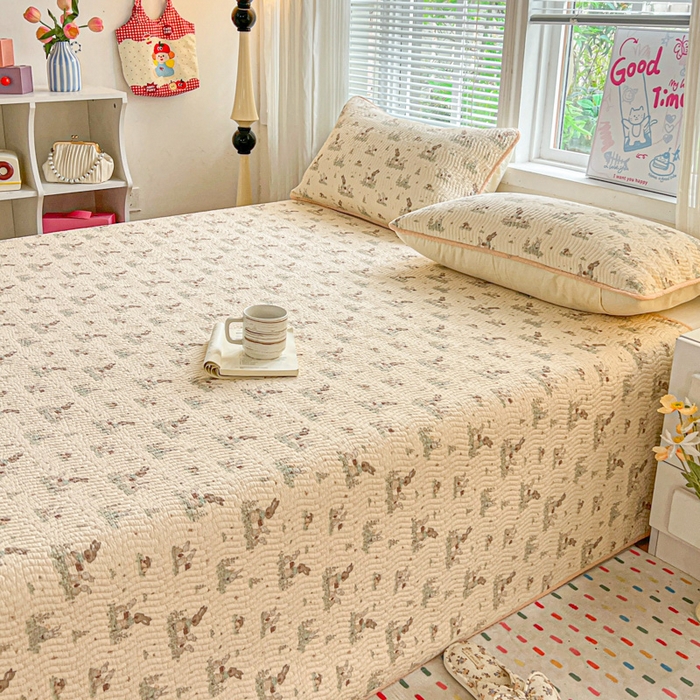 91家纺网 家纺一手货源 找家纺 羽爱家纺2025全棉13372新疆棉花床盖三件套 萌萌兔