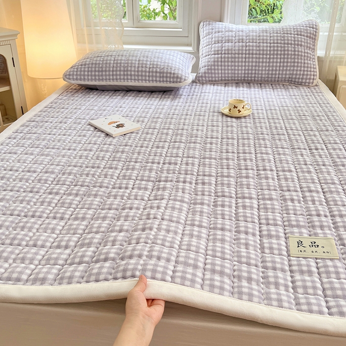 三盛源 2025新款牛奶绒绗绣夹棉防滑保暖秋冬印花床护垫床褥绒床垫加厚高克重加宽包边 方格-高级灰