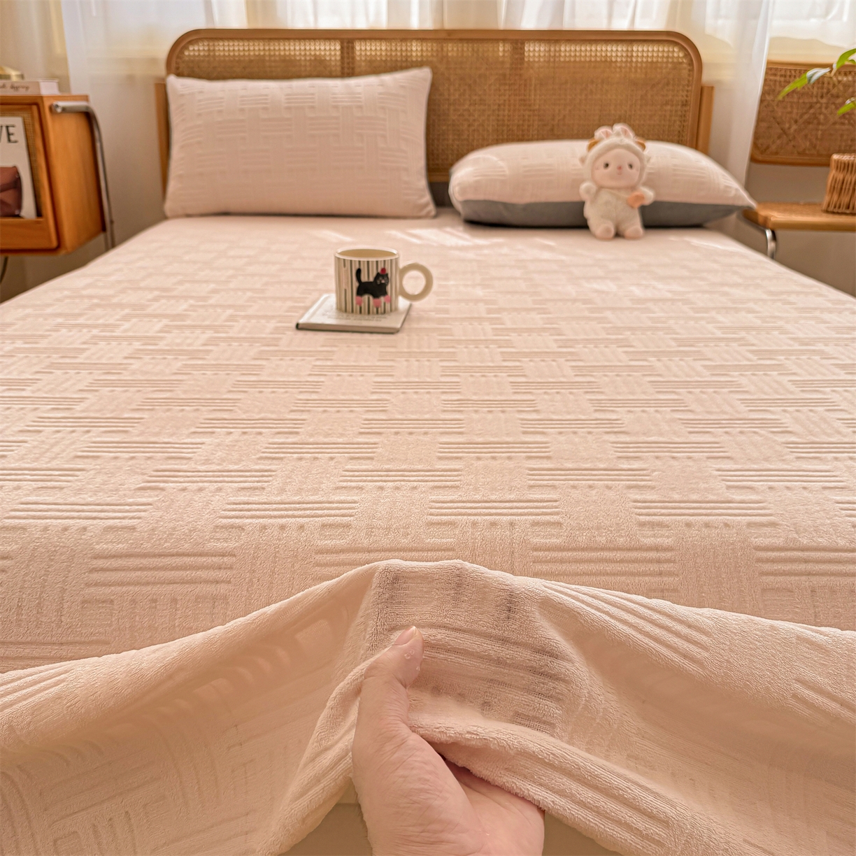 91家纺网 家纺一手货源 找家纺 （总）灰鲸 2025新款纯色雕花牛奶绒床单单品床单床单单件