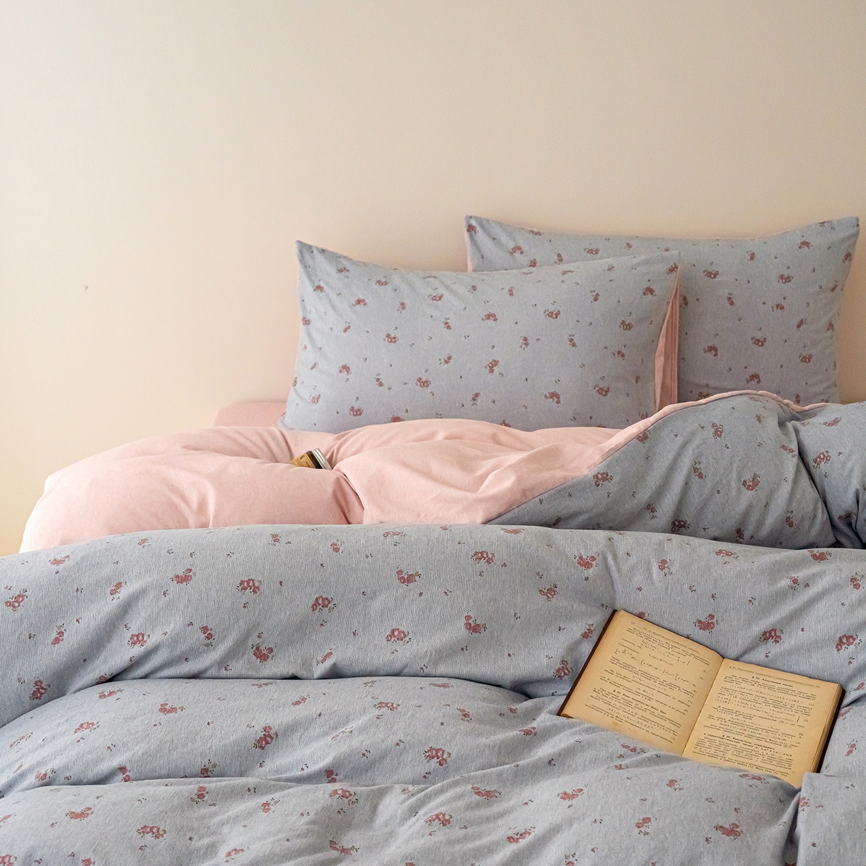 91家纺网 家纺一手货源 找家纺 竹合家纺 2025秋冬新款加厚磨毛色织暖绒系列针织四件套高克重 浣溪沙