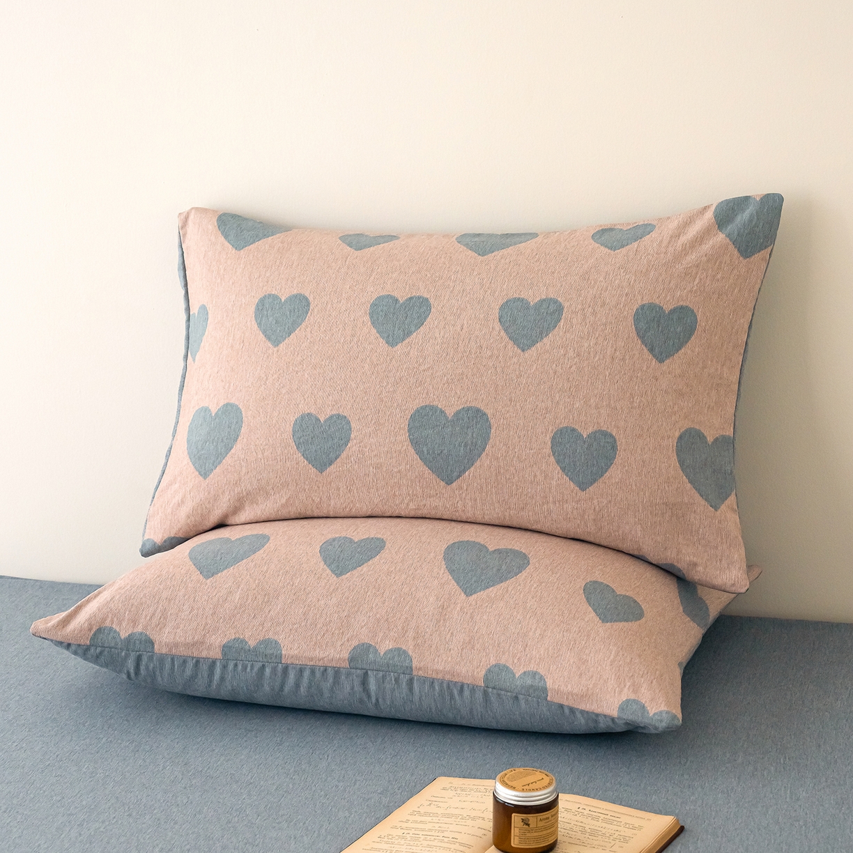 91家纺网 家纺一手货源 找家纺 竹合家纺 2025秋冬新款加厚磨毛色织暖绒系列针织四件套高克重 大爱心粉