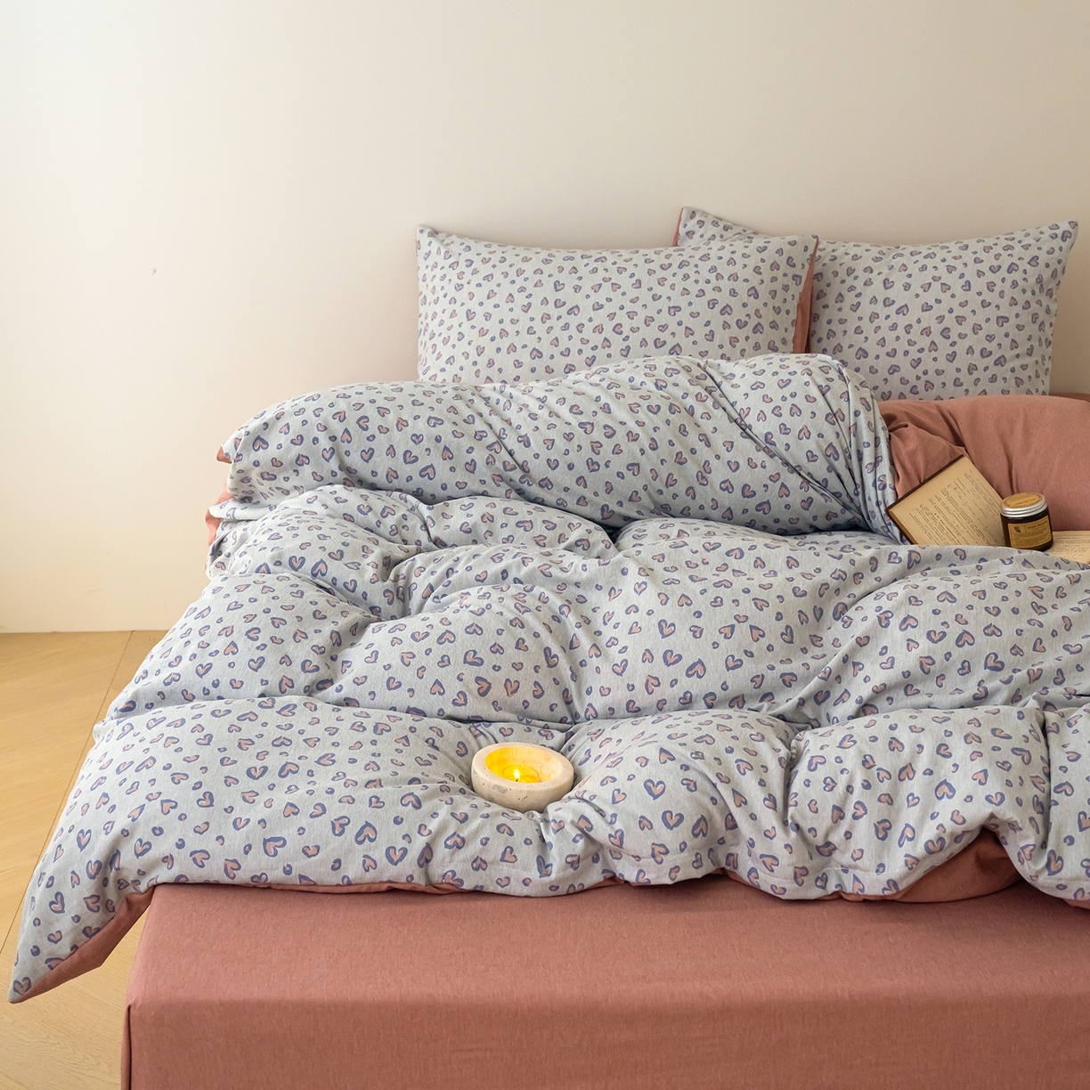 91家纺网 家纺一手货源 找家纺 竹合家纺 2025秋冬新款加厚磨毛色织暖绒系列针织四件套高克重 豹纹紫