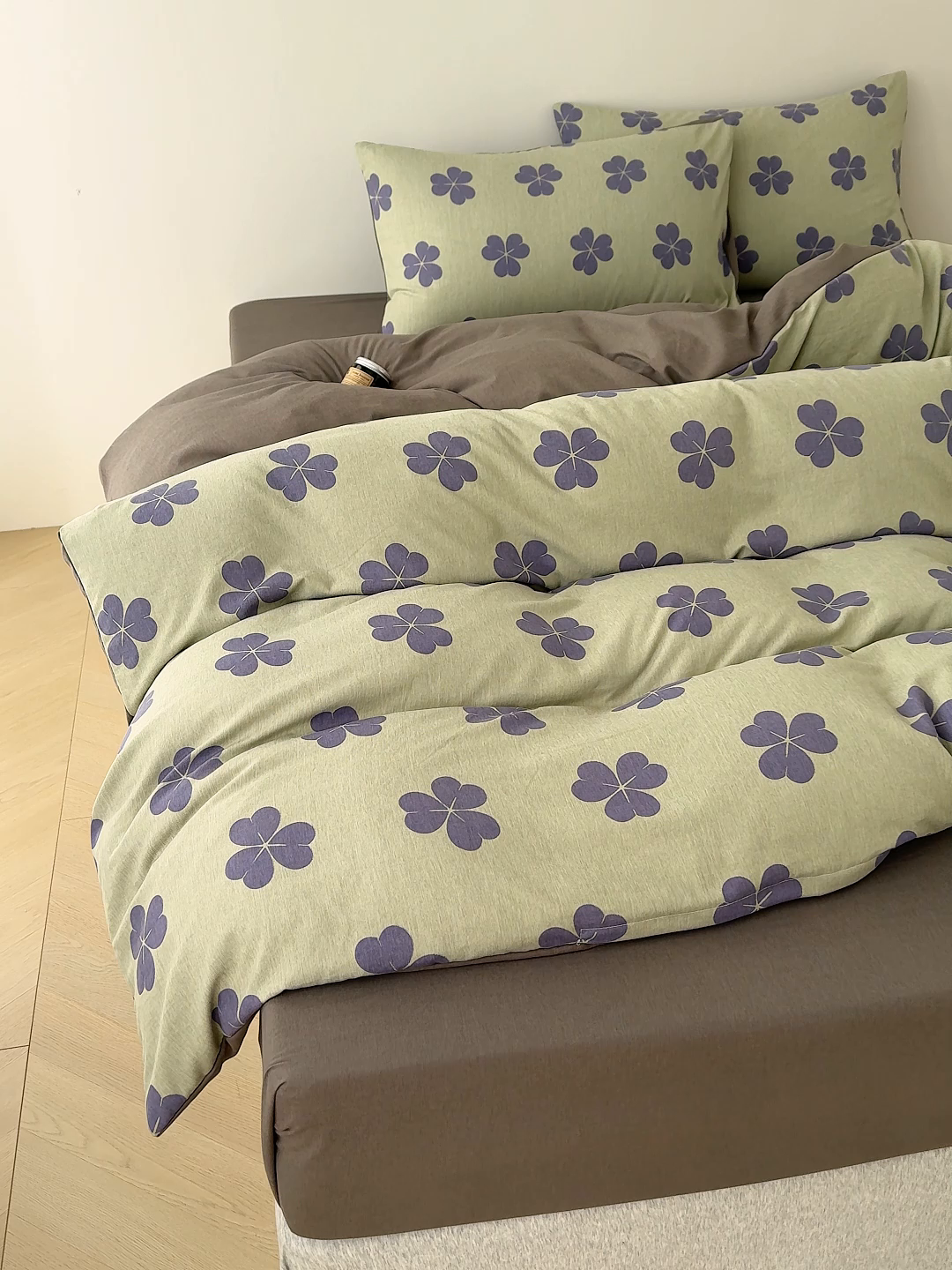 91家纺网 家纺一手货源 找家纺 竹合家纺 2025秋冬新款加厚磨毛色织暖绒系列针织四件套高克重 三叶草-绿