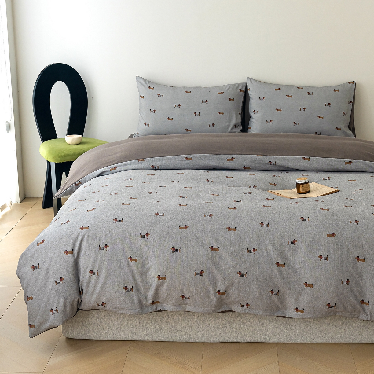 91家纺网 家纺一手货源 找家纺 竹合家纺 2025秋冬新款加厚磨毛色织暖绒系列针织四件套高克重 腊肠狗