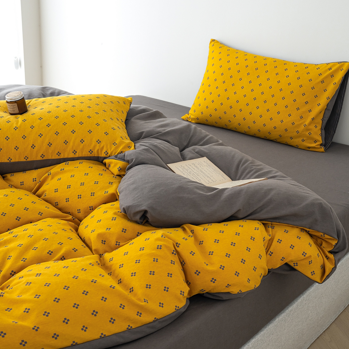 91家纺网 家纺一手货源 找家纺 竹合家纺 2025秋冬新款加厚磨毛色织暖绒系列针织四件套高克重 几何方块