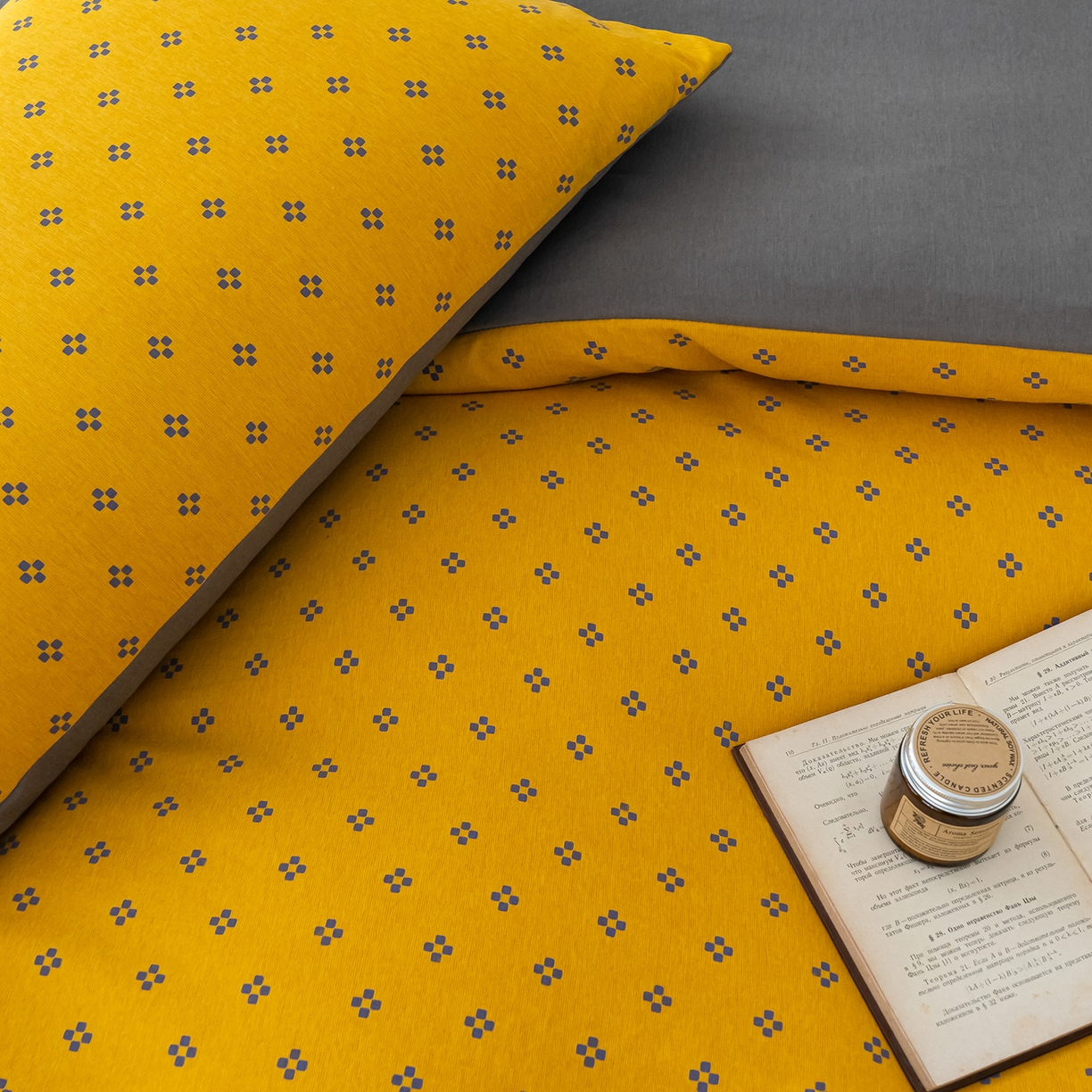 91家纺网 家纺一手货源 找家纺 竹合家纺 2025秋冬新款加厚磨毛色织暖绒系列针织四件套高克重 几何方块