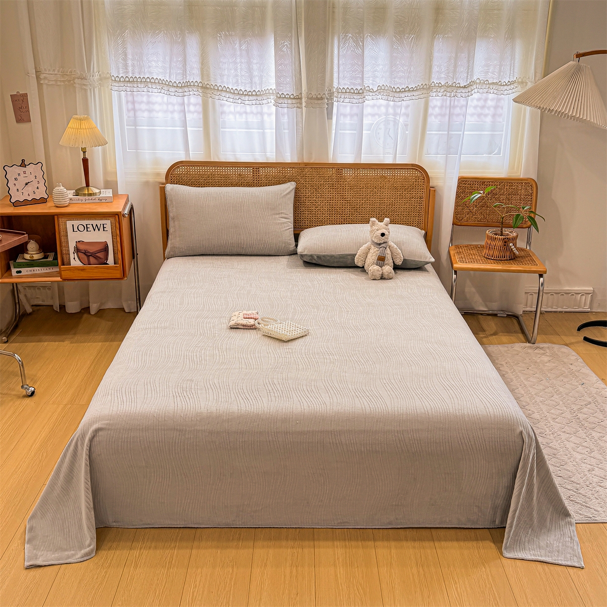 91家纺网 家纺一手货源 找家纺 灰鲸 2025新款纯色雕花牛奶绒床单单品床单床单单件 温妮-纳多灰