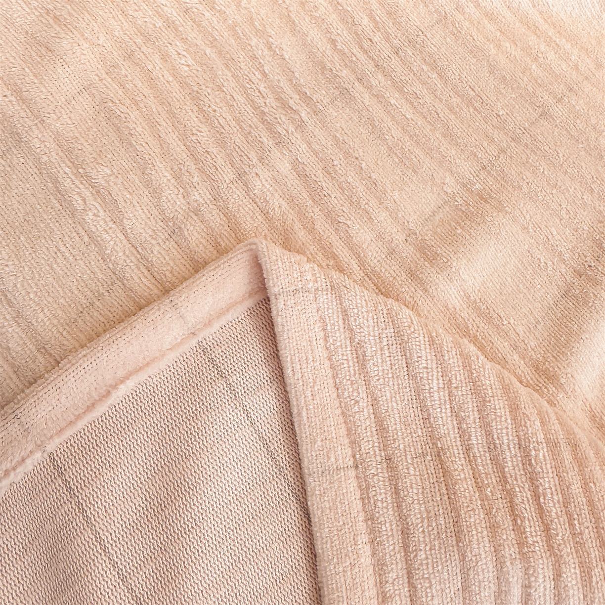 91家纺网 家纺一手货源 找家纺 灰鲸 2025新款纯色雕花牛奶绒床单单品床单床单单件 温妮-奶茶