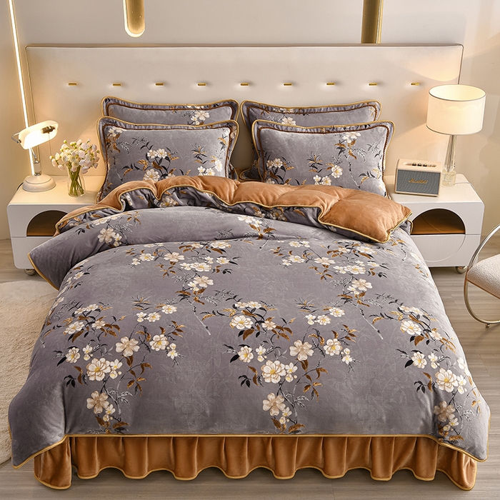 91家纺网 家纺一手货源 找家纺 佳一 2025新款高克重8-9斤 印花牛奶绒四件套 夏花之梦