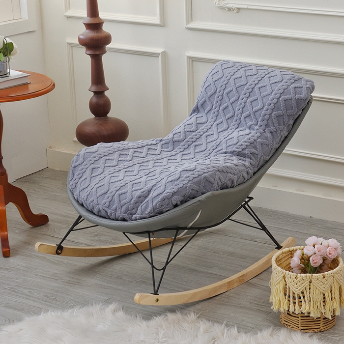 91家纺网 家纺一手货源 找家纺 （总）启博家纺 2025新款简约提花保暖绒龙虾摇摇椅套