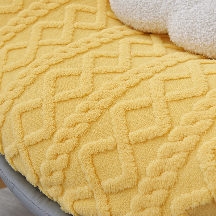 91家纺网 家纺一手货源 找家纺 启博家纺 2025新款简约提花保暖绒龙虾摇摇椅套 黄色 大号