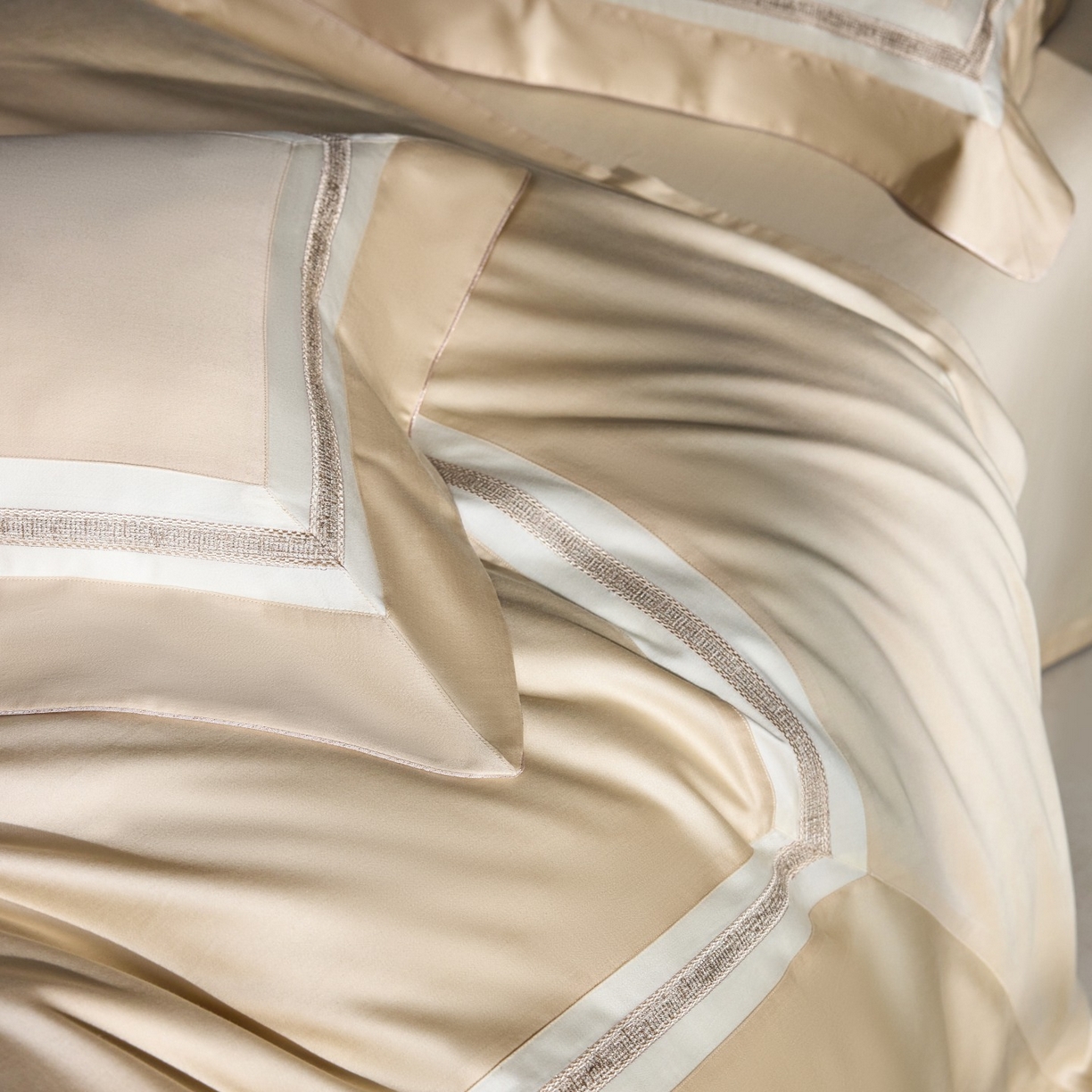 91家纺网 家纺一手货源 找家纺 时亿家居 2025新款超细旦天丝棉磨毛四件套-misscoco小香系列 misscoco小香 浅金