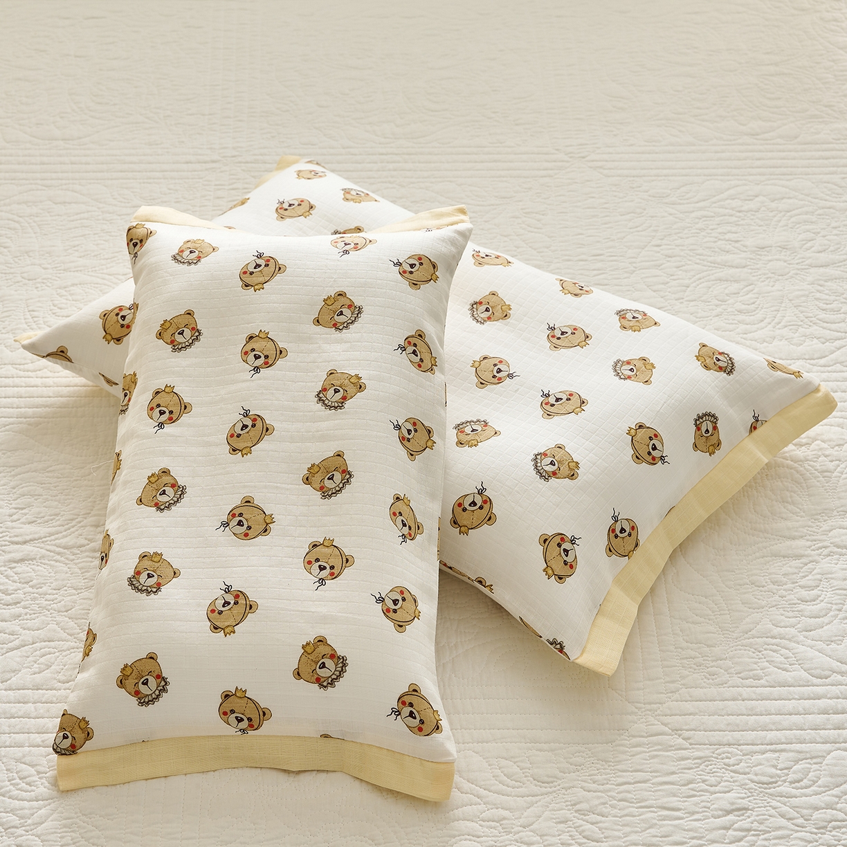 91家纺网 家纺一手货源 找家纺 乐可 2025新款双层纱宽边儿童枕套 TK3小熊王子白