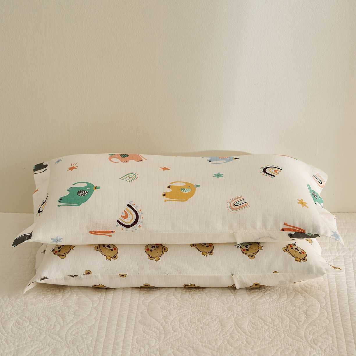 乐可 2025新款双层纱儿童定型枕套 TC2礼帽小象白