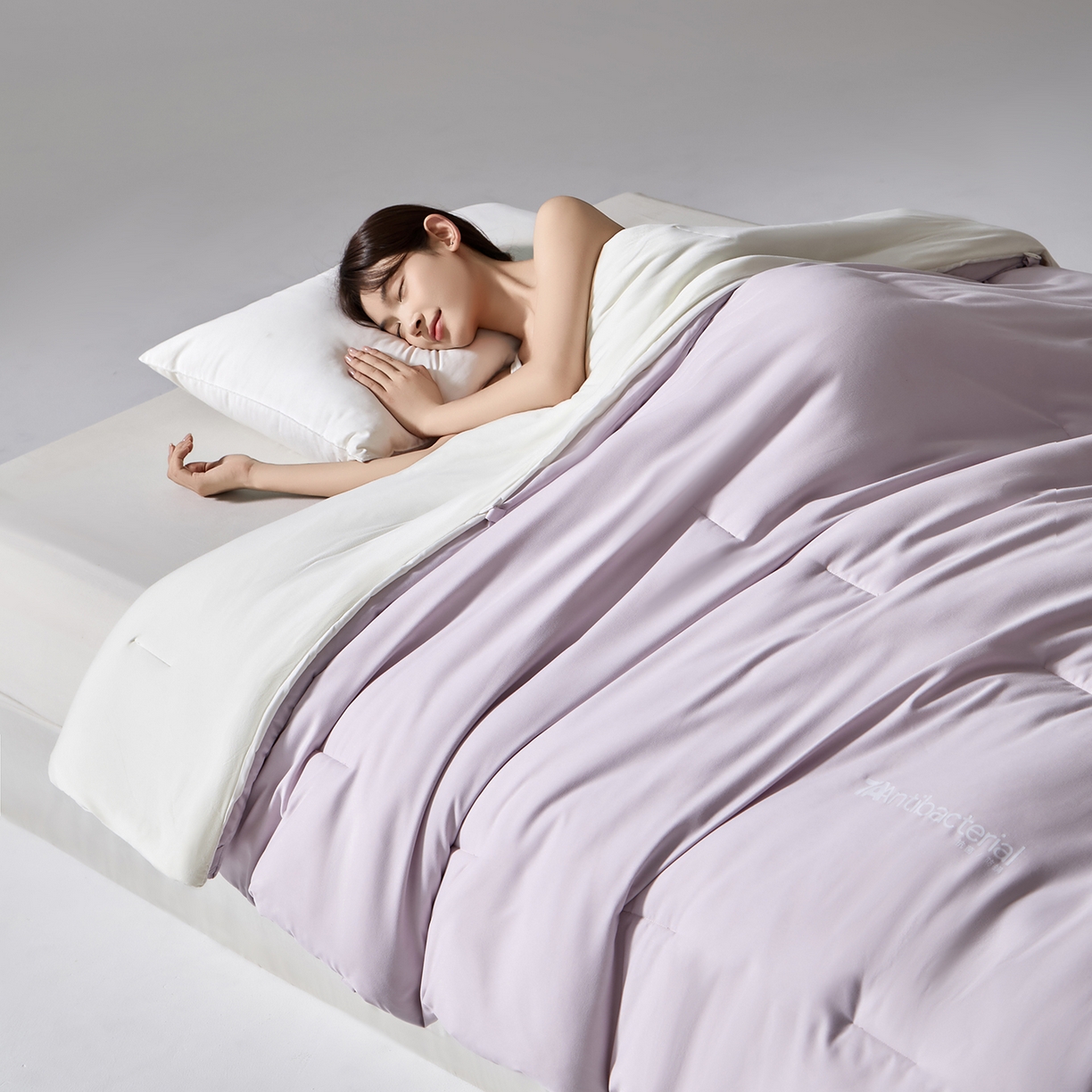 91家纺网 家纺一手货源 找家纺 玛德琳 2025新款7A吸湿发热抗菌子母被被子被芯 樱雾粉