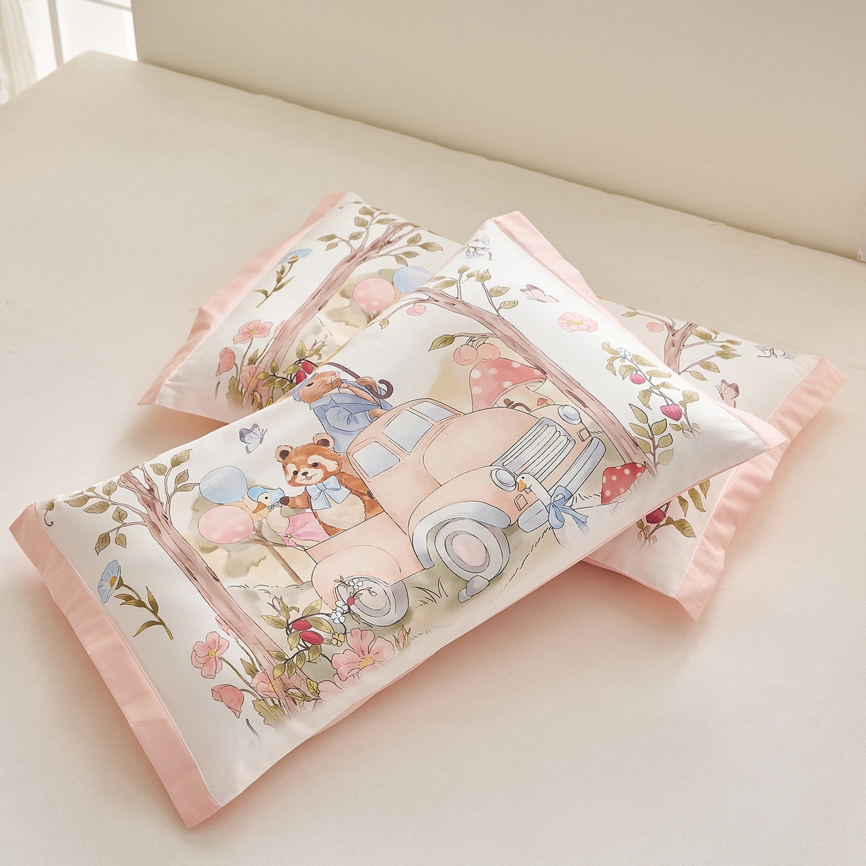 91家纺网 家纺一手货源 找家纺 乐可 2025新款全棉60支儿童枕套 TM快乐巴士