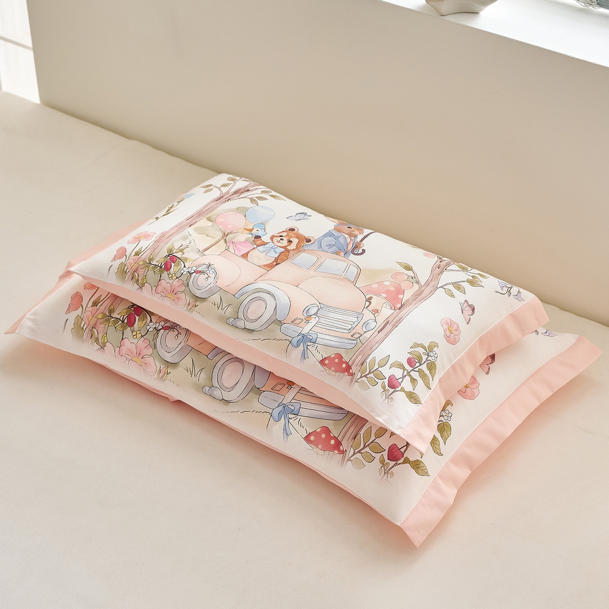 91家纺网 家纺一手货源 找家纺 乐可 2025新款全棉60支儿童枕套 TM快乐巴士