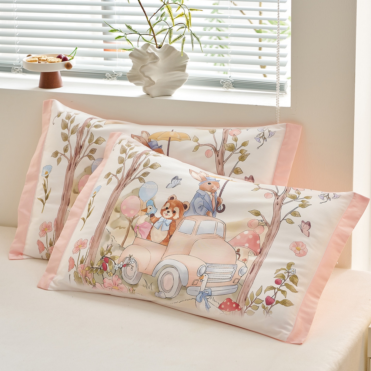 91家纺网 家纺一手货源 找家纺 乐可 2025新款全棉60支儿童枕套 TM快乐巴士