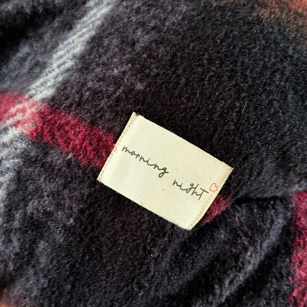 91家纺网 家纺一手货源 找家纺 小春日和 202新款羊绒冬季保暖亲肤高克重四件套冬天绒被套牛奶绒纯色床单加厚暖绒学生三件套1.8保暖牛奶绒床笠 黎光