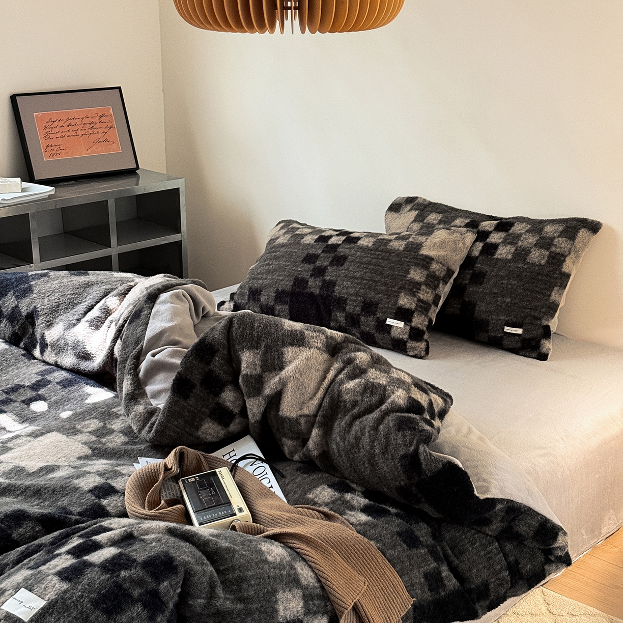 91家纺网 家纺一手货源 找家纺 （总）小春日和 202新款羊绒冬季保暖亲肤高克重四件套冬天绒被套牛奶绒纯色床单加厚暖绒学生三件套1.8保暖牛奶绒床笠