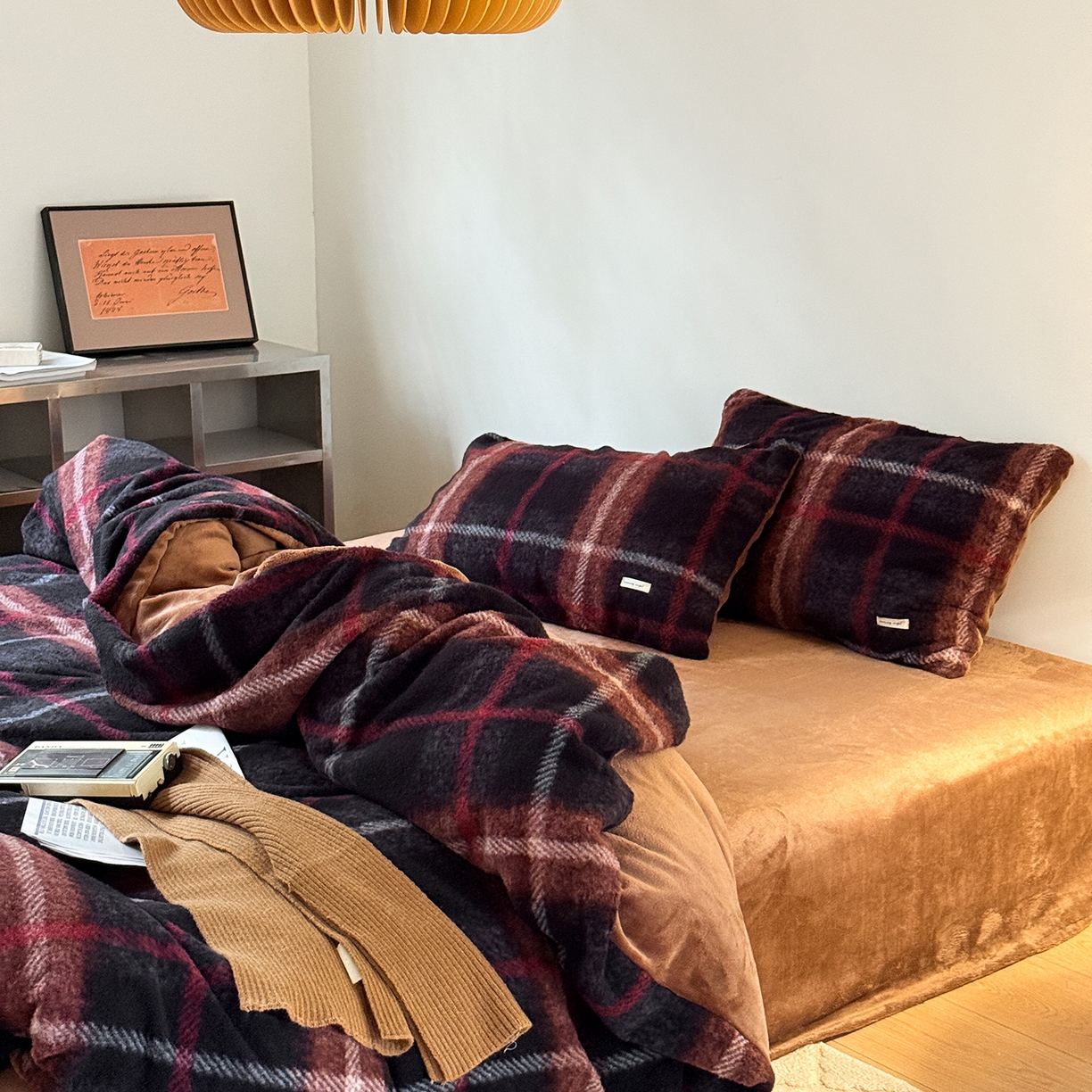 91家纺网 家纺一手货源 找家纺 小春日和 202新款羊绒冬季保暖亲肤高克重四件套冬天绒被套牛奶绒纯色床单加厚暖绒学生三件套1.8保暖牛奶绒床笠 黎光