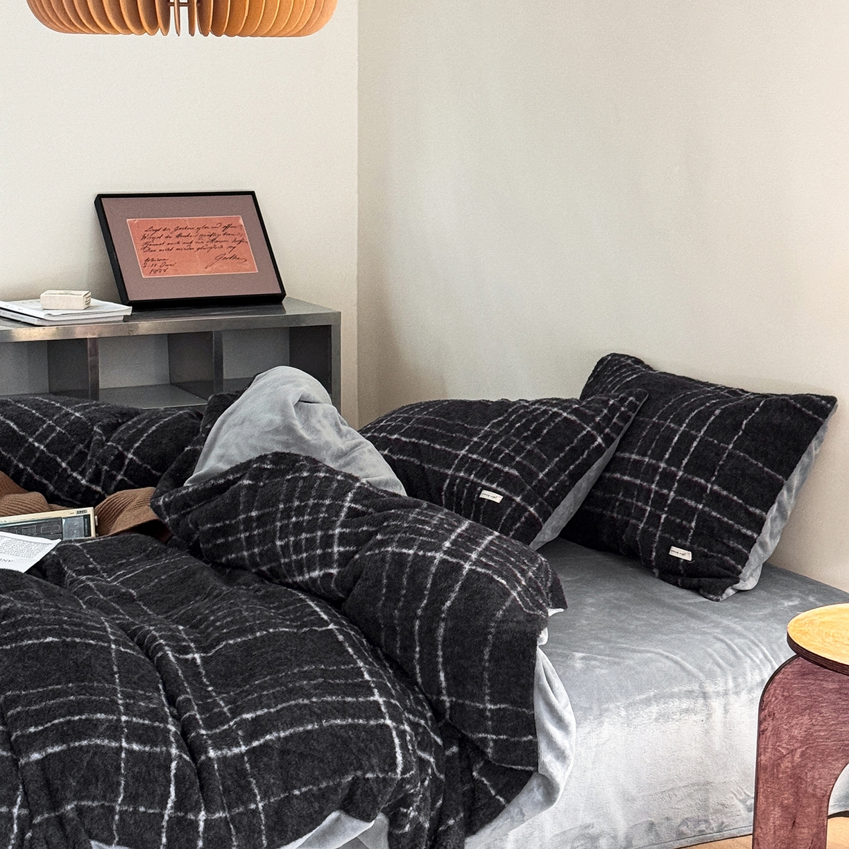 91家纺网 家纺一手货源 找家纺 小春日和 202新款羊绒冬季保暖亲肤高克重四件套冬天绒被套牛奶绒纯色床单加厚暖绒学生三件套1.8保暖牛奶绒床笠 兰亭