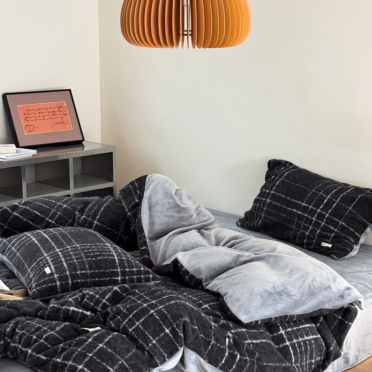 91家纺网 家纺一手货源 找家纺 小春日和 202新款羊绒冬季保暖亲肤高克重四件套冬天绒被套牛奶绒纯色床单加厚暖绒学生三件套1.8保暖牛奶绒床笠 兰亭