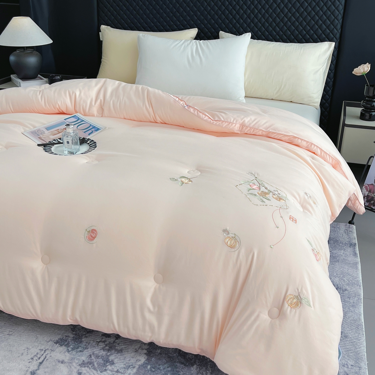 91家纺网 家纺一手货源 找家纺 2025年新款A类数码印花夏凉被 凉感丝锦氨夏被冰淇淋夏被空调被西瓜被双面凉感单夏被 醉春风