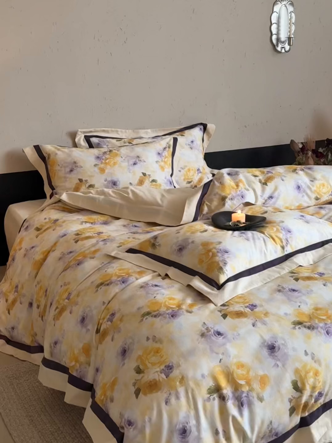 91家纺网 家纺一手货源 找家纺 多乐娜 2025新款100S长绒棉纯棉陶瓷磨毛法式油画风数码印花双拼角工艺款四件套 暮色暖阳