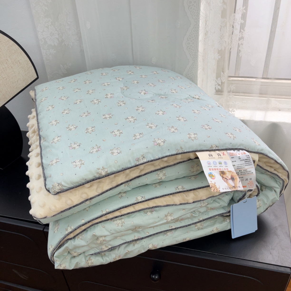 91家纺网 家纺一手货源 找家纺 暖居 2025新款麻绳款嵌条纯棉春秋豆豆被被子被芯四季通用 兰溪