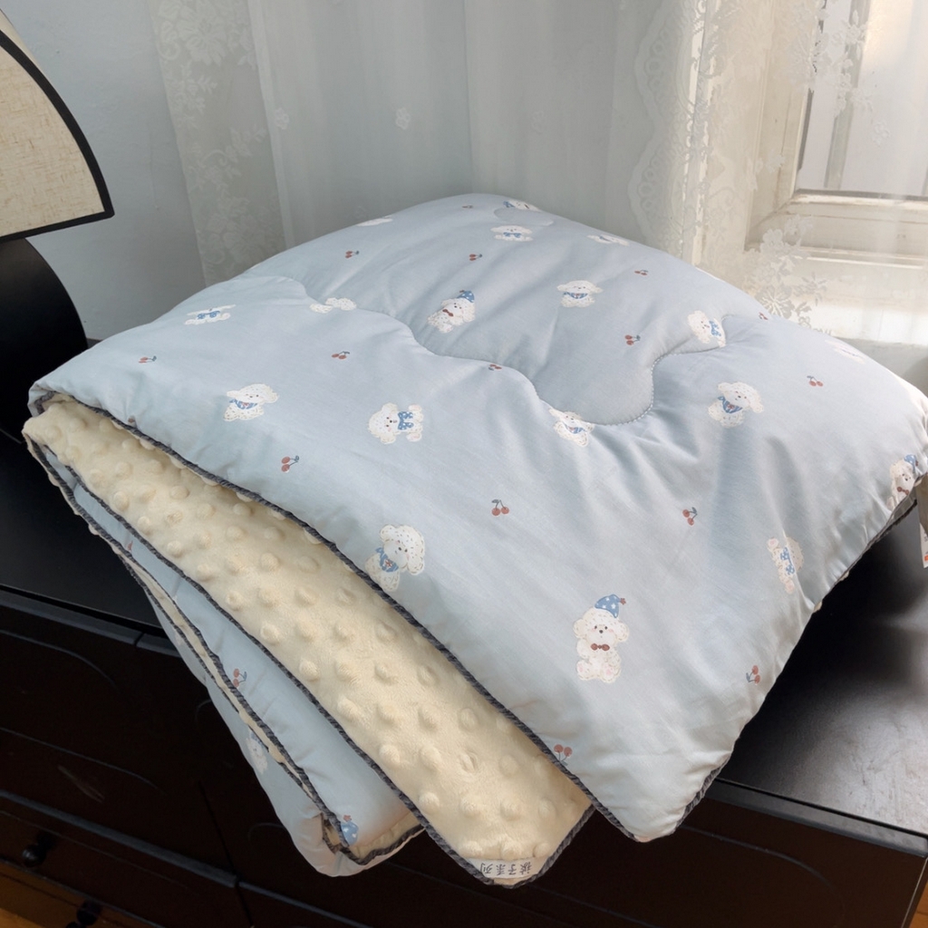 91家纺网 家纺一手货源 找家纺 （总）暖居 2025新款麻绳款嵌条纯棉春秋豆豆被被子被芯四季通用