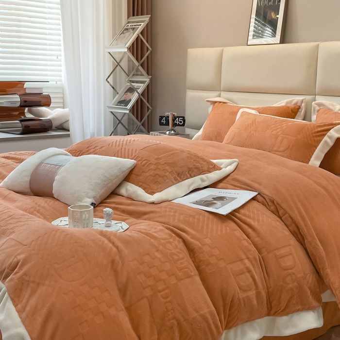 91家纺网 家纺一手货源 找家纺 艾佳2025新款卡通绣花款小华夫格毛毯毯子 华夫毯-蛋糕小兔粉