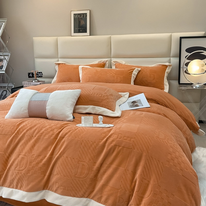 91家纺网 家纺一手货源 找家纺 艾佳 2025新款5D雕花牛奶绒拼角宽边工艺四件套-唯爱系列 唯爱-爱玛橙