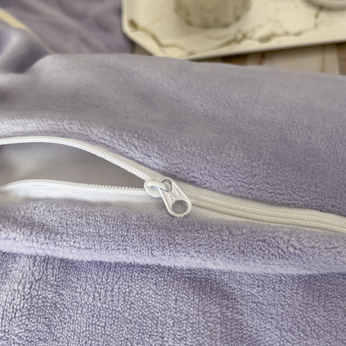 91家纺网 家纺一手货源 找家纺 艾佳 2025新款5D雕花牛奶绒拼角宽边工艺四件套-唯爱系列 唯爱-熏衣紫